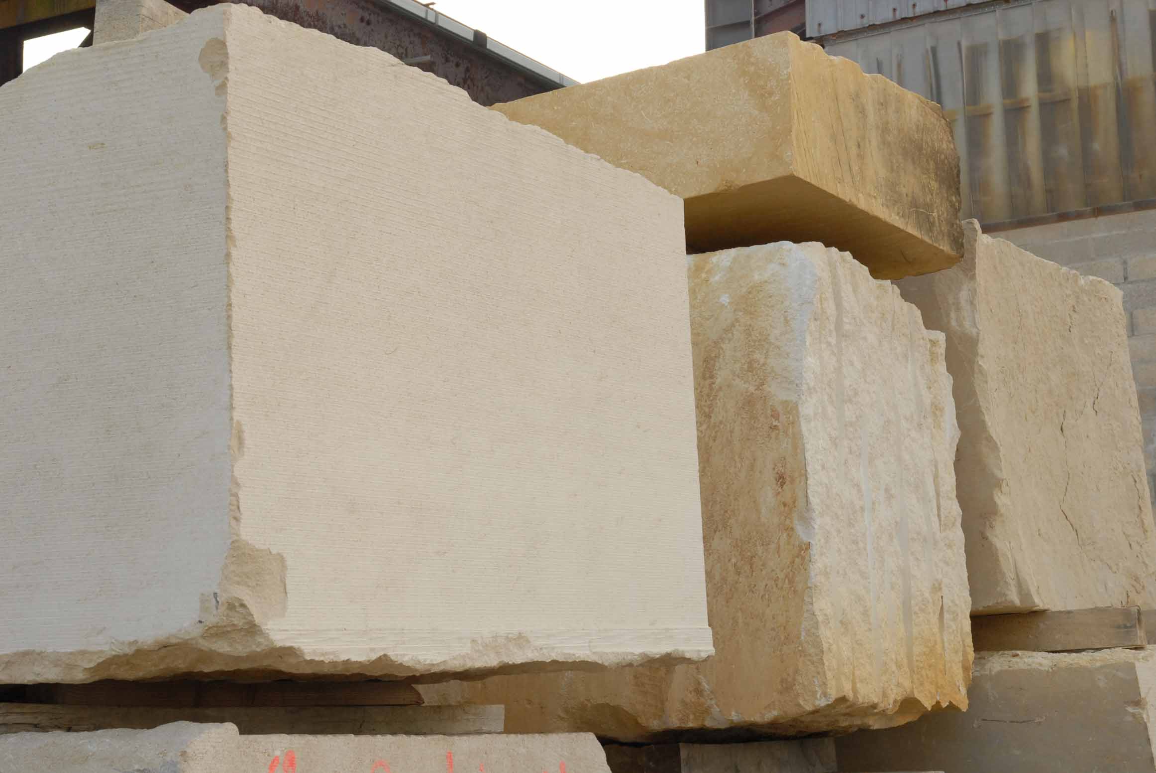 Bloc de pierre La Roche Taill�e