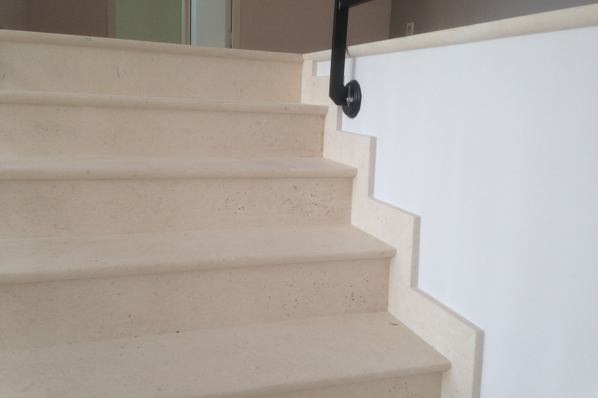 Escalier en pierre La Roche Taill�e